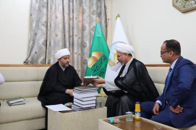 الهيأة العليا لإحياء التراث ومركز الكاظمية يبحثان سبل تعزيز التعاون المشترك