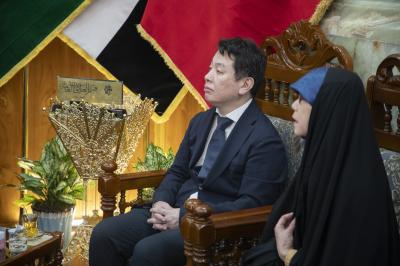 وفد الملحق الثقافي في السفارة اليابانية يُثني على جهود العتبة العباسية لإغاثة الشعب اللبناني