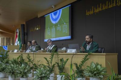 أكاديمية التطوير الإداريّ تواصل مناقشة بحوث تخرّج الدفعة الأولى من طلبتها