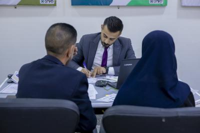 جامعة العميد تشهد إقبالًا واسعًا من خريجي الدراسة الإعدادية للتسجيل في كلياتها