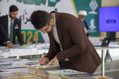 قسم الشؤون الفكرية يقيم عددًا من الفعاليات الثقافية المتنوعة في جامعة العميد