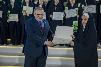 قسم التربية والتعليم يكرّم الطلبة الأوائل في المراحل المنتهية