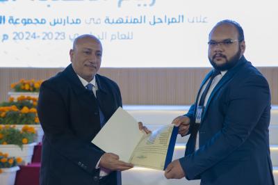 قسم التربية والتعليم يكرّم الطلبة الأوائل في المراحل المنتهية