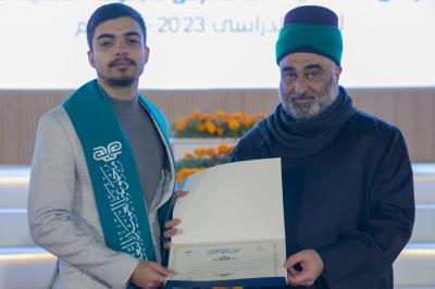 قسم التربية والتعليم يكرّم الطلبة الأوائل في المراحل المنتهية