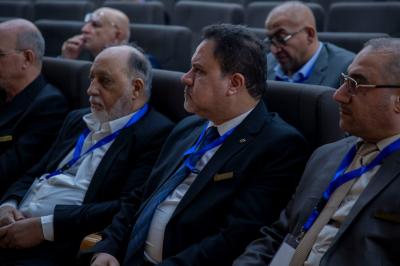باحث من البحرين يتطرق إلى التربية الرقمية وأثرها على الأمن الأسري