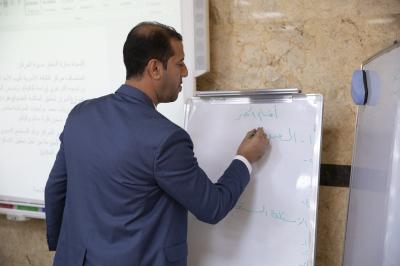 قسم الإعلام يقيم دورة تدريبية عن أساسيات التحرير الصحفي