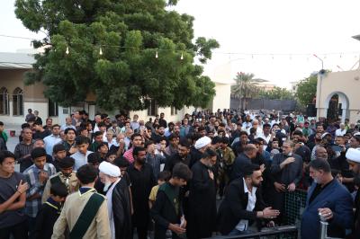 ضمن فعاليات المهرجان النسوي.. رفع راية أبي الفضل العباس (عليه السلام) في مدينة كراتشي الباكستانية