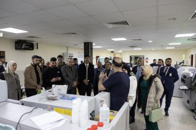 وفد من كلية الحكمة الجامعة يطلع على مشاريع العتبة العباسية الصحية والتعليمية