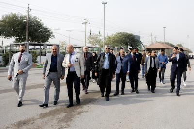 وفد من كلية الحكمة الجامعة يطلع على مشاريع العتبة العباسية الصحية والتعليمية