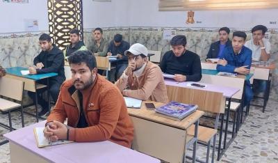 قسم الشؤون الفكرية يواصل تقديم الدورات المجانية لطلبة الدراسة الثانوية في كربلاء