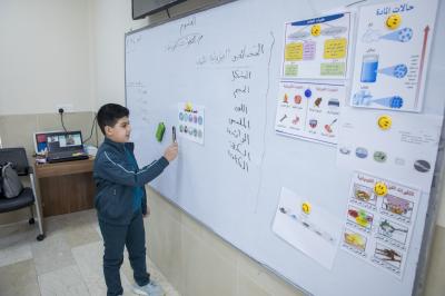قسم التربية والتعليم يطلق المرحلة الأولى من مشروع تحديث البيئة المدرسية لمجموعة العميد التعليمية