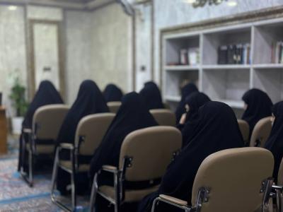 شعبة التوجيه الديني النسوي تنظّم مسابقة فقهية لوفد ثانوية النهوض من كربلاء