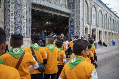 وصول العناصر الكشفية إلى العتبة العباسية للمشاركة في حفل ختام برامج جمعية كشافة الكفيل