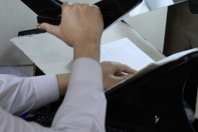 قسم الشؤون الفكرية ينهي تصوير أول مجلة عراقية جامعية وأرشفتها
