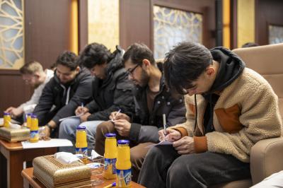 قسم العلاقات العامة يقيم محاضرة عن العادات الخمسة للشخصية الناجحة لوفد من ألمانيا