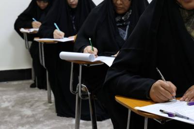 بمشاركة 100 طالبة.. شعبة فاطمة بنت أسد تجري امتحانات الفصل الدراسي الأول