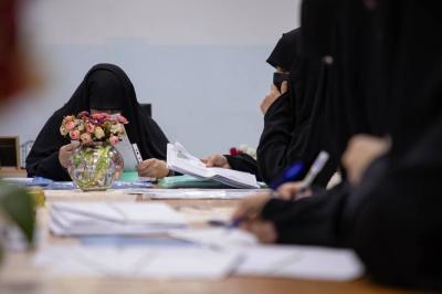 شعبة الخطابة الحسينية النسوية تختتم الفصل الدراسي الأول