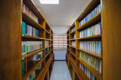 جامعة العميد تفتتح قاعة للمطالعة في بناية الأقسام الداخلية للبنات