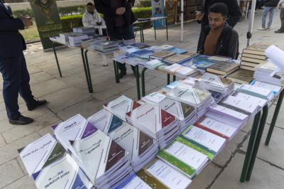 قسم شؤون المعارف يعرض إصداراته في مهرجان السبط المنتظر بجامعة بغداد