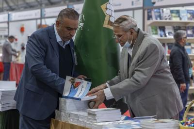 العتبة العباسية المقدسة تشارك بأكثر من 730 إصدارًا في معرض النجف الدولي للكتاب