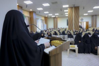 مركز الثقافة الأسرية ينظم أمسية رمضانية ثقافية لعدد من العوائل المتعففة