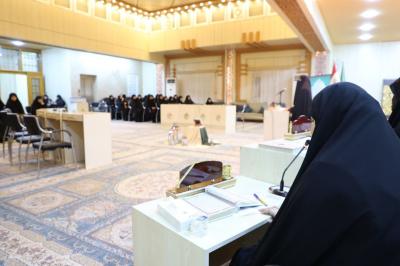 معهد القرآن الكريم النسوي يقيم المسابقة القرآنية الفرقية الرابعة