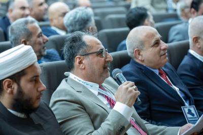 مدير كرسي اليونسكو في جامعة الموصل يقدّم دراسةً تناقش استراتيجية الكرسي لنبذ التطرف وتعزيز ثقافة السلام 
