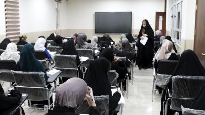 جامعة العميد تجري اختبارات نهاية الكورس الثاني للعام الدراسي الحالي لطالبات كلية التربية للبنات