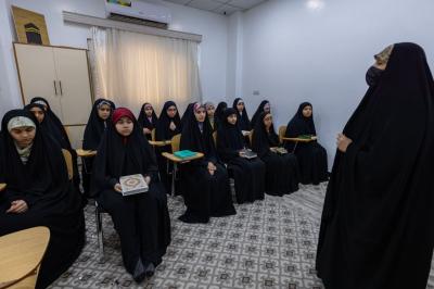 بمشاركة أكثر من ألف طالبة.. معهد القرآن الكريم النسوي يطلق الدورات القرآنية الصيفية في النجف