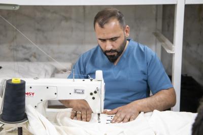 وفق آليّات عملٍ متقدّمة.. متحف الكفيل يجري أعمال الخزن والإدامة لـ 600 قطعةٍ من السجّاد التراثي
