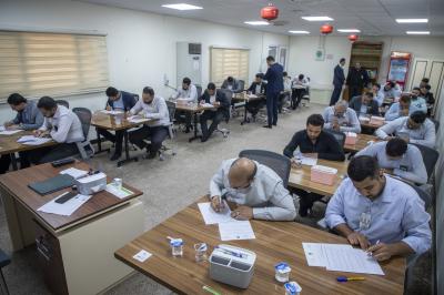 أكاديمية التطوير الإداري تباشر إجراء الاختبارات النهائية بمشاركة 74 طالبًا