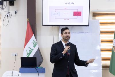 قسم العلاقات ينظم ورشة عن فن الإقناع والتواصل الفعّال للطلبة المنسقين