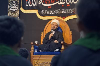 المجمع العلميّ يقيم مجلس عزاءٍ بمحافظة المثنّى ويطبّق مشروع المحاضرات العاشورائية في بابل