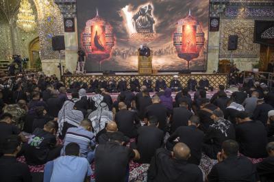 موكب العتبة العباسية المقدّسة يقدّم خدماته لزائري مرقد الإمامين العسكريّين (عليهما السلام) في سامراء