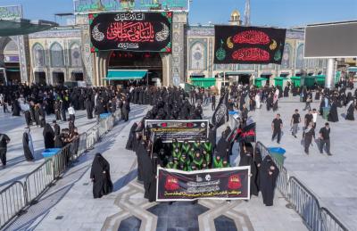 منتسبات العتبة العباسية المقدسة يحيين ذكرى دفن الأجساد الطاهرة بمسيرة عزائية