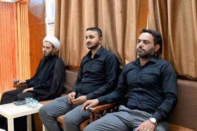 قسم شؤون المعارف يهدي مكتبة أُسرة الشيخ عباس الخويبراوي مجموعة من إصداراته