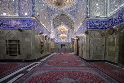 العتبة العباسية المقدسة تجري أعمال غسل حرم مرقد أبي الفضل العباس (عليه السلام)