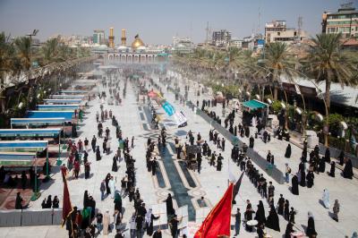 مواكب أهالي بابل تحيي ذكرى شهادة الإمام السجاد (عليه السلام) عند المرقدين الطاهرين