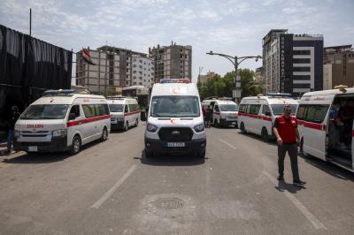 قسم الشؤون الطبية: متطوعون من عشر محافظات يشاركون في تقديم الخدمات الطبية لزائري الأربعين