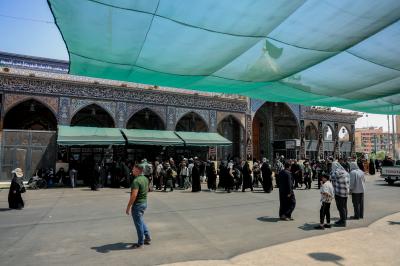 قسم مقام الإمام المهدي (عجّل الله فرجه الشريف) يقدم خدمات متنوعة لزائري الأربعين
