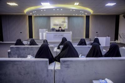  المشروع التبليغي للحوزة العلمية في النجف الأشرف يستضيف وفدًا أكاديميًّا من معهد الإدارة
