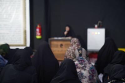 شعبة التوجيه الديني النسوي تباشر تقديم خدماتها التبليغية لزائرات الأربعين