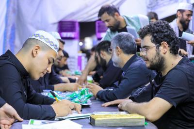 المجمَع العلمي يقدم خدماته التبليغية ويقيم محافل قرآنية لزائري الأربعين