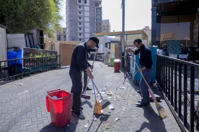 قسم الشؤون الخدمية يجري حملة تنظيف موسعة لمحيط العتبة العباسية المقدسة والطرق المؤدية إليها