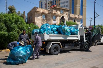 مشاتل الكفيل تنظّم حملة تنظيف لنهر الهنيدية بعد انتهاء زيارة الأربعين