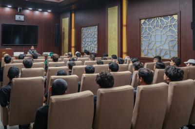 العتبة العباسية المقدسة تنظّم برنامجًا ثقافيًّا لوفد طلابي من محافظة ميسان
