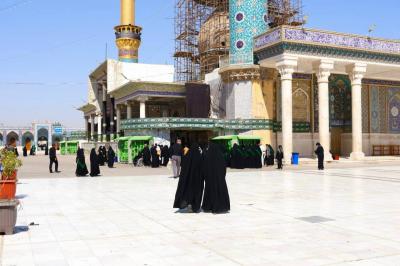 شعبة فاطمة بنت أسد تنظم زيارة إلى مرقد الإمامين العسكريين (عليهما السلام) لمتطوعات الأربعين