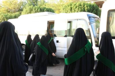 شعبة فاطمة بنت أسد تنظم زيارة إلى مرقد الإمامين العسكريين (عليهما السلام) لمتطوعات الأربعين
