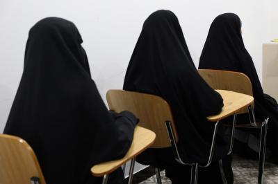 معهد القرآن الكريم النسوي يفتح باب التسجيل في دوراته القرآنية بمحافظة النجف