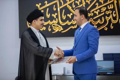 العتبة العباسية المقدسة تكرم المشاركين في مهرجان رحمة للعالمين الدولي بجامعة ديالى
